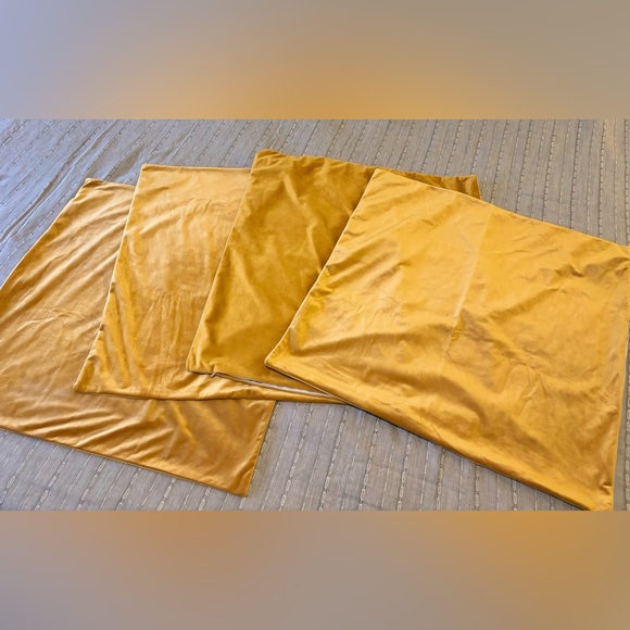 Other - Set of 4 Gold Velvet Pillow Covers